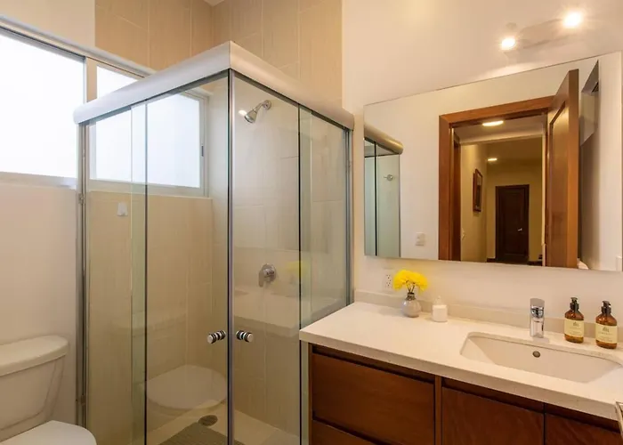 L3- Juarez 4br 3ba Great Location